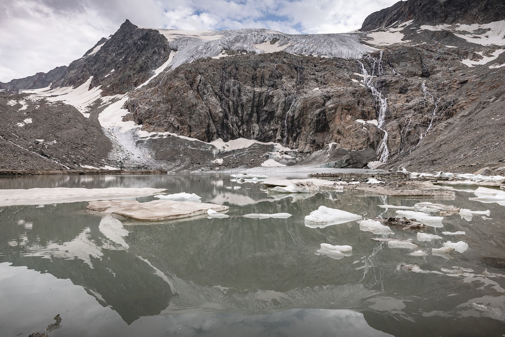 Durch das Abschmelzen des Sulzenauferner Gletschers entstand ein neuer See.
