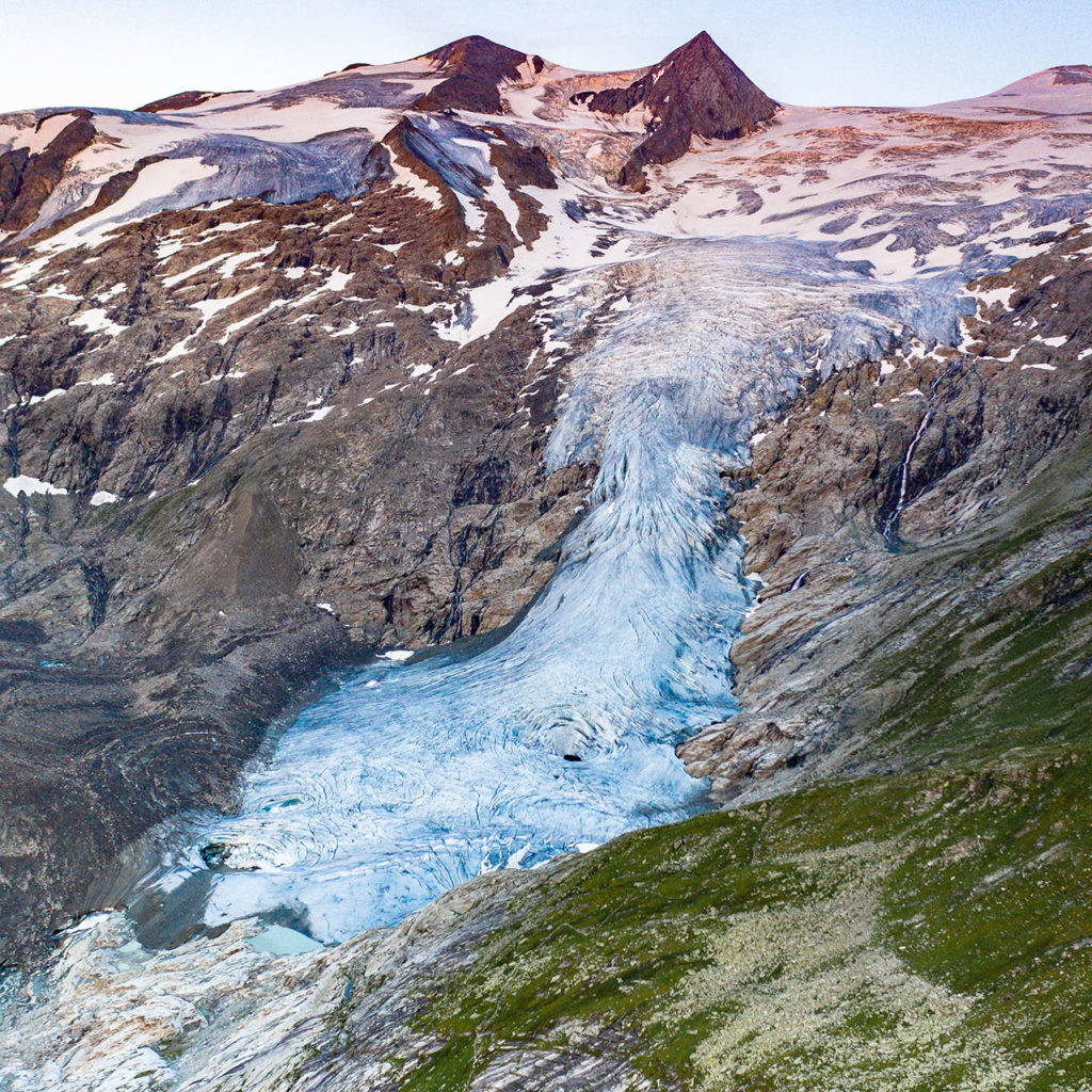 Durchschnittlich gab es in der Saison 2016/17 in Tirol einen Rückgang von -25,2 Längenmetern der Gletscherzungen.